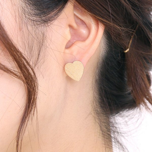Simple heart plate earrings