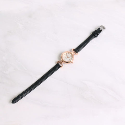 Small Face Simple Leather Watch